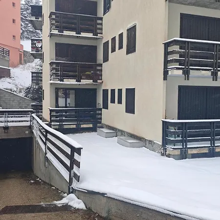 アパート Hostdomus - Lift - Next To The Slopes *